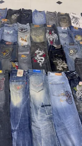 Japanese styles jeans - 300 pieces