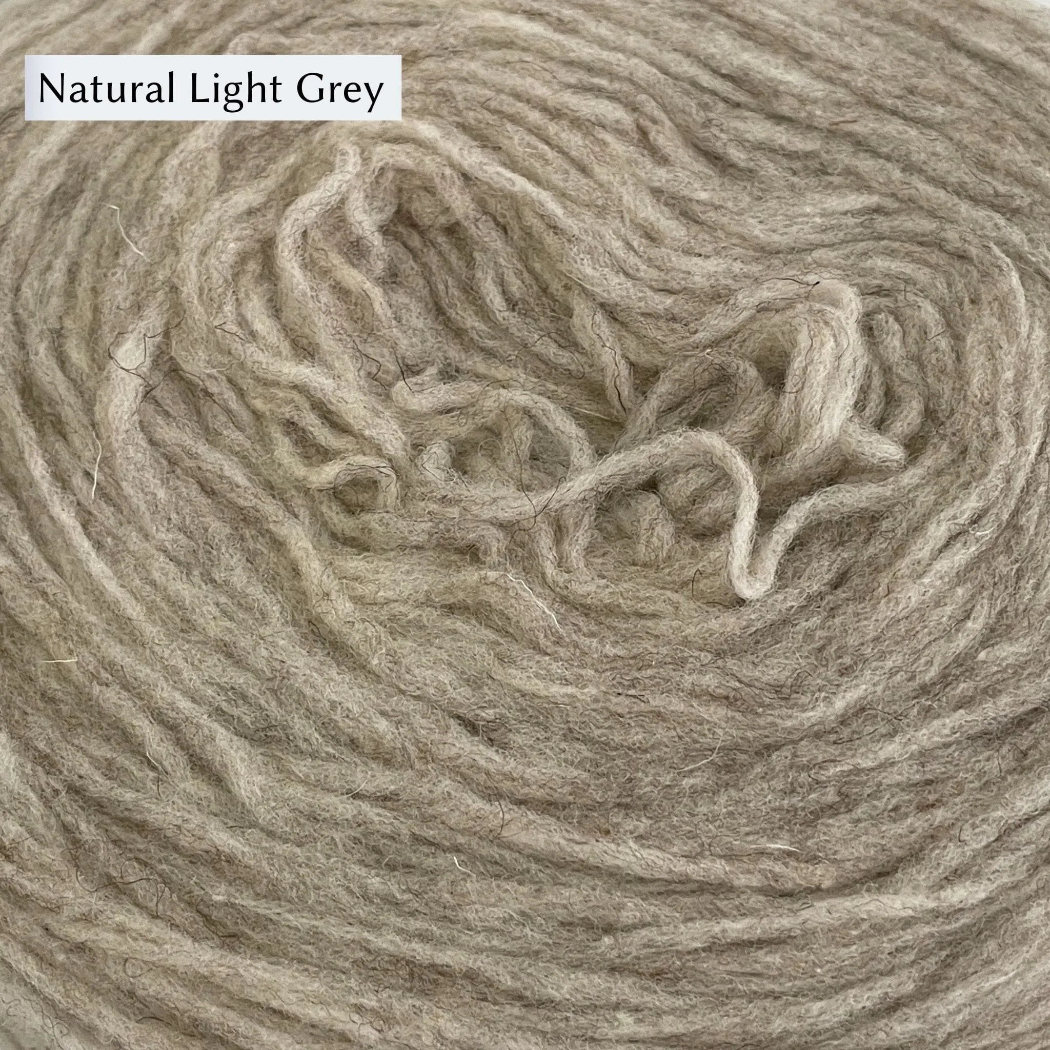 WoolDreamers Manchelopis Unspun Yarn